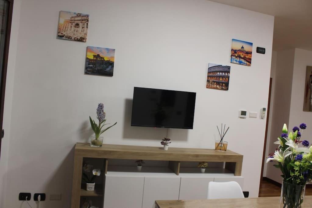 Apartament Minerva House - Airport And Fiera Fiumicino Zewnętrze zdjęcie